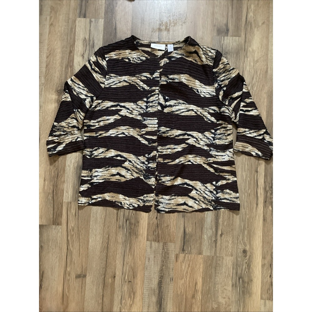 Chicos Womens Size 2 Medium Animal Print Crinkle Stretch Open 3/4 Sleeve Blouse - Picture 1 of 8